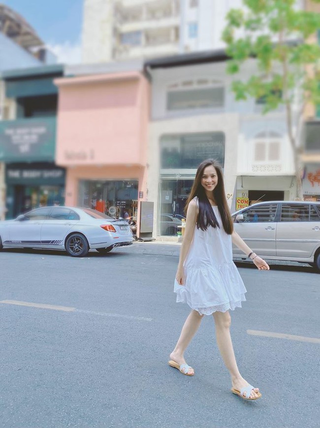 Mấy người đê tiện thường gặp kết quả xấu. Do đó mình chỉ nên hơi đê tiện thôi, Hiền Thục tự nhủ.