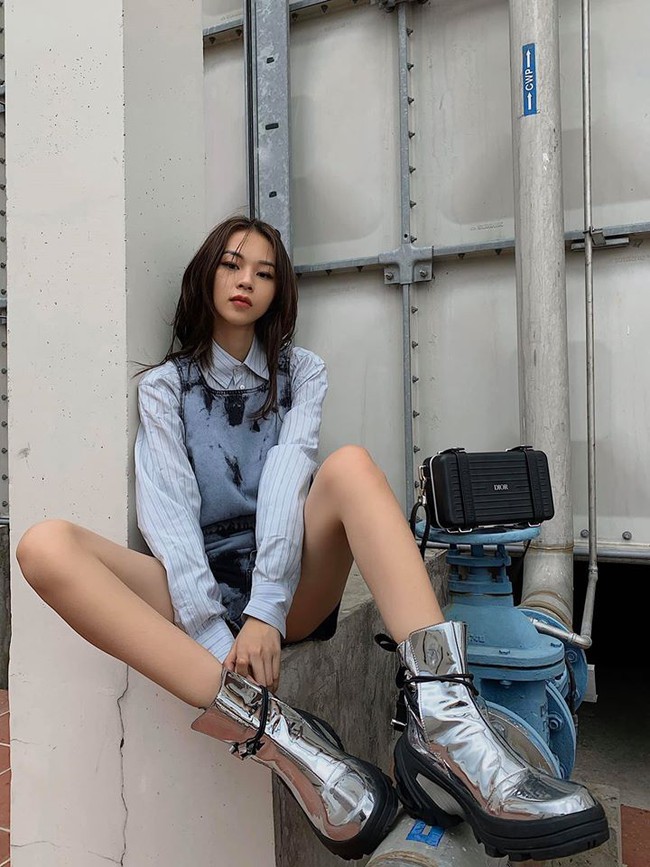 Phí Phương Anh cá tính trong bức hình mới.