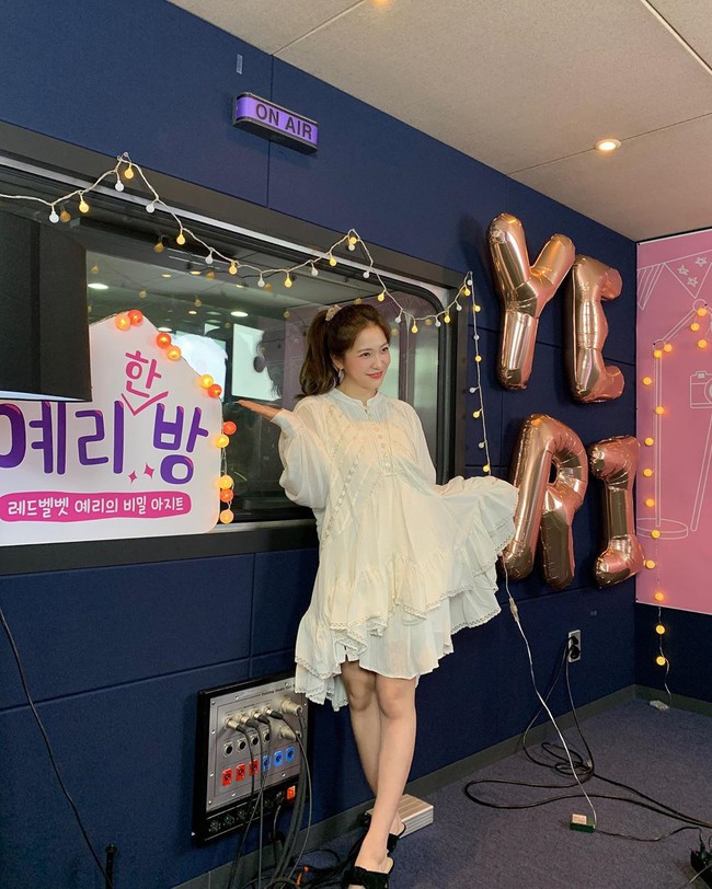 Những nàng thấp bé cứ học 12 set đồ của hội "nấm lùn" Kpop thì đảm bảo luôn sành điệu và cao ráo - Ảnh 3.