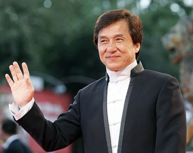 Động thái khác biệt giữa vợ và người tình là nguyên nhân khiến Thành Long không cho con gái một xu nào - Ảnh 1.