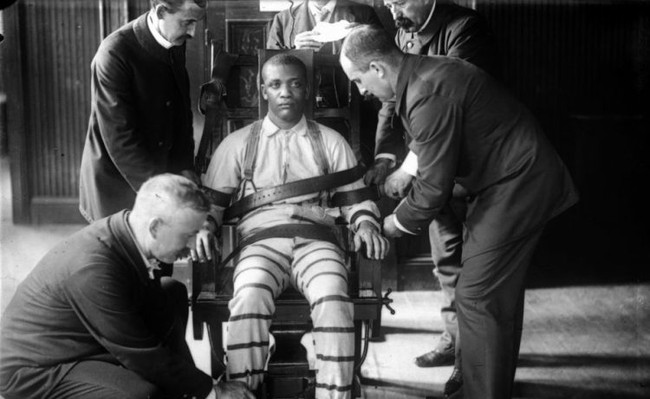 Tử tù trẻ nhất nước Mỹ bị hành quyết trên ghế điện: Bị kết án nhanh chóng sau 10 phút nhưng phải mất 70 năm mới được minh oan vì nạn phân biệt chủng tộc - Ảnh 3.