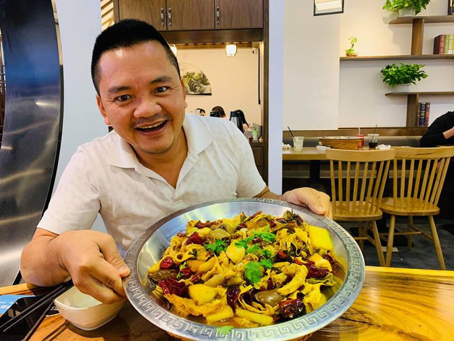 Nghệ nhân ẩm thực Nguyễn Dzoãn Cẩm Vân xuất hiện ăn cơm cùng con trai, món ăn cô nấu vẫn ngon và hấp dẫn như ngày nào - Ảnh 5.