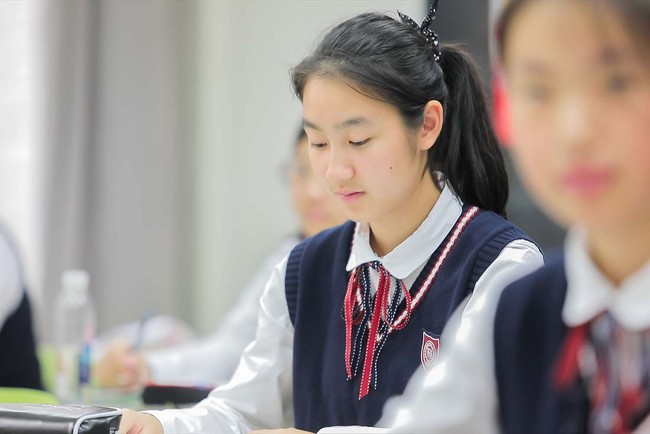 Tỷ lệ tự tử của thanh thiếu niên Trung Quốc ngày càng tăng cao: Nếu có thể tỏa hương giữa ánh mặt trời, không ai muốn khô héo trong đêm đen - Ảnh 3.