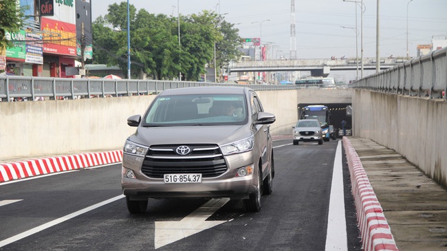  Thông xe hầm chui tại "điểm đen" điểm ùn tắc kinh hoàng nhất TP.HCM - Ảnh 2.