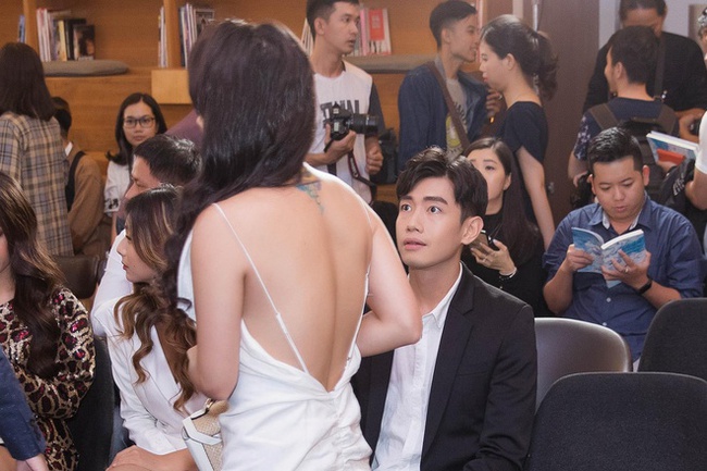 Khi sao Việt đối mặt tình cũ: Người tránh né, kẻ ngượng ngùng nhưng chưa thấy ai toát mồ hôi hột như "nam thần" này - Ảnh 7.