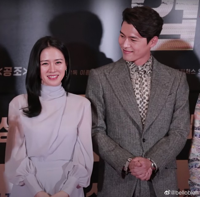 Dẫu có phủ nhận bao nhiêu nhưng Hyun Bin và Son Ye Jin đã bị "vạch trần" chuyện tình cảm thông qua ngôn ngữ cơ thể rõ ràng thế này? - Ảnh 11.