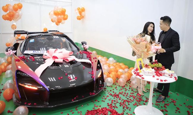 Ông chồng chịu chi bậc nhất: Sinh nhật vợ, chồng chi hơn 50 tỷ mua siêu xe độc nhất vô nhị tại Việt Nam - Ảnh 3.
