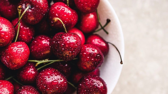 Trong quả cherry có 1 bộ phận cực độc: Khi ăn phải cẩn thận lược bỏ, nếu không có thể gây ngộ độc nặng dẫn đến tử vong - Ảnh 1.