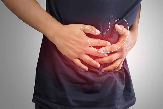 Bất luận nam hay nữ, nếu cơ thể xuất hiện "2 đau - 1 nhiều" cần lập tức đi khám đề phòng ung thư ruột - Ảnh 2.