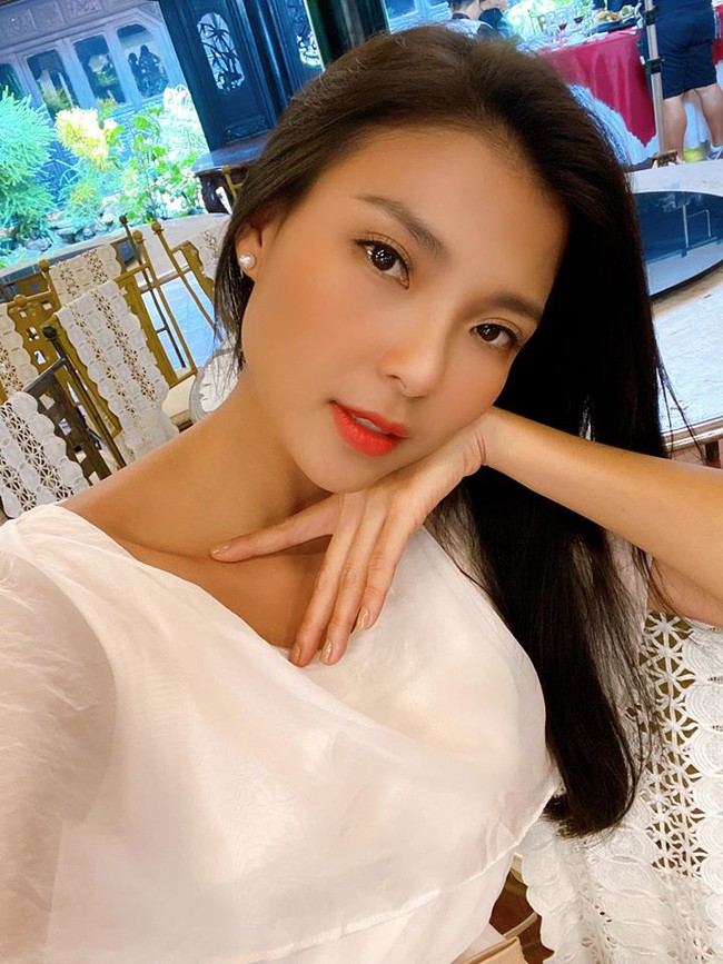 Thúy Diễm nói: Cô gái sắp bước sang tuổi mới với nhiều suy nghĩ.