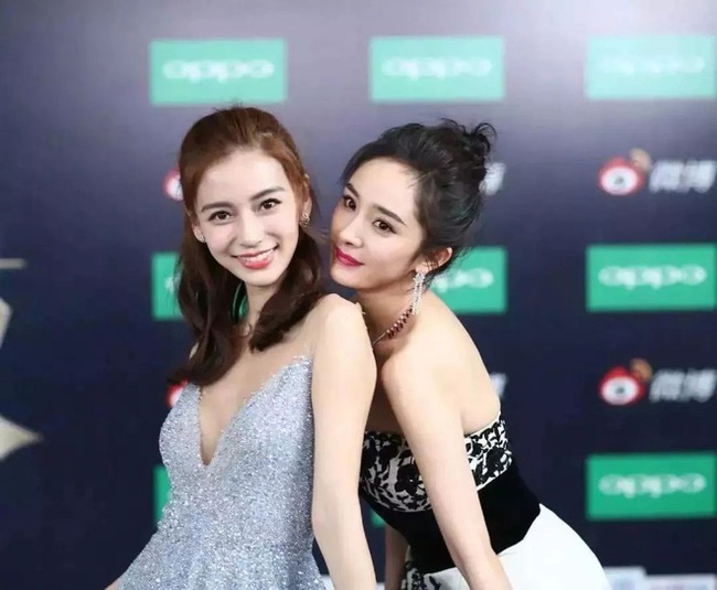 Đôi bạn thân Dương Mịch và Angelababy xuất hiện trong một khung hình nhưng fan lại cãi nhau gay gắt vì lý do muôn thuở - Ảnh 4.