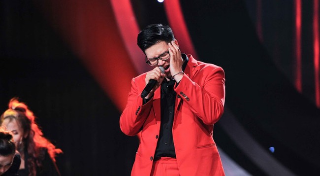 Bảo vệ thí sinh có giọng hát "khủng", Đức Huy không ngại “bẻ” Giang Hồng Ngọc trên sóng truyền hình  - Ảnh 2.