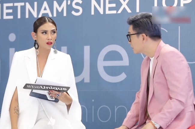  "Vietnam's Next Top Model": Nam Trung mắng thí sinh cực căng, lại còn cướp lời của Võ Hoàng Yến liền bị đáp trả bằng ánh mắt sắc lạnh - Ảnh 3.