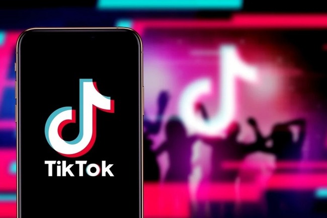 Từ trào lưu "vén áo khoe ngực" cho đến hàng loạt thử thách kinh dị: TikTok đang trở nên nguy hại đến giới trẻ cả thể xác lẫn tinh thần - Ảnh 6.