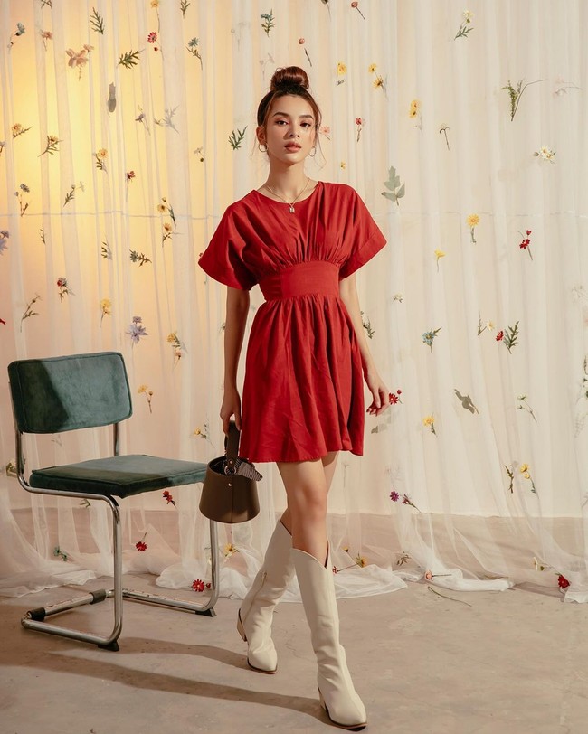 10 mẫu váy đỏ rất sang chứ không hề chóe của các shop thời trang Việt, sắm ngay để năm mới "đỏ thôi đen quên đi" - Ảnh 11.