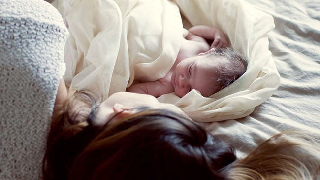 6 điều cha mẹ cần biết để tránh trẻ sơ sinh đột tử khi ngủ - Ảnh 2.