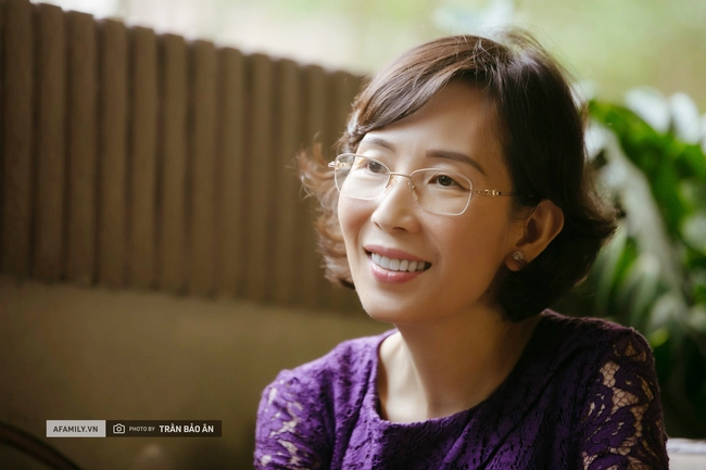 CEO Ngân hàng sau 3 tháng "ở ẩn" thành CEO Giáo dục, chị Nguyễn Huỳnh Thu Trúc nhận định: "Thế hệ phụ huynh trẻ hiện nay sẽ thay đổi tư duy" - Ảnh 4.