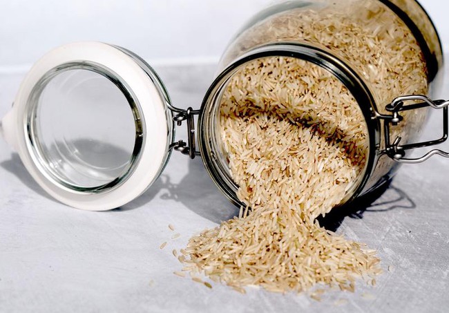 Đây là lý do khiến các chuyên gia khuyến khích mọi người sử dụng gạo lứt thay cho gạo trắng - Ảnh 2.