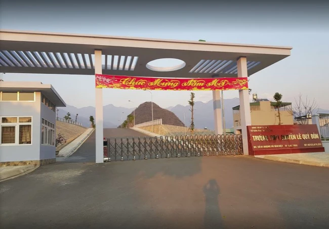 Ở Việt Nam có tới 9 ngôi trường THPT chuyên trùng tên với nhau, nhưng đằng sau còn có 1 điều thú vị hơn nữa! - Ảnh 3.