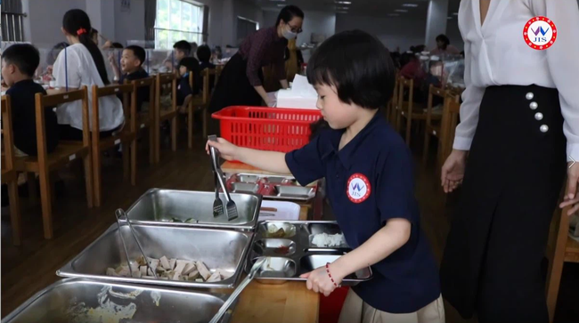 Bữa ăn của học sinh ở trường Quốc tế Nhật Bản "bữa trưa tại trường là một phần của quá trình giáo dục" - Ảnh 5.