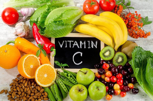 Phòng chống dịch Covid-19: Người nhiễm HIV uống vitamin C hay uống thuốc gì để tăng cường đề kháng? - Ảnh 5.