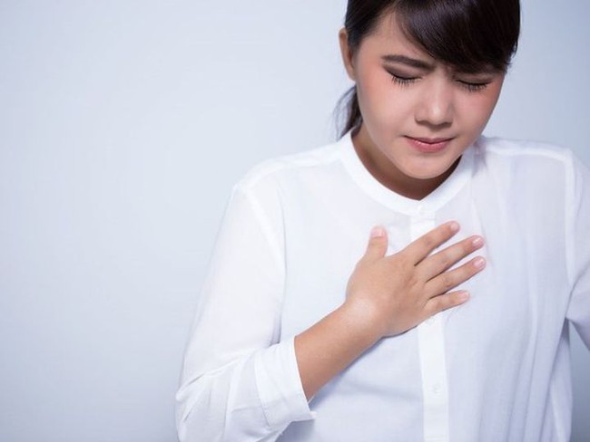 Những người có "3 nhanh 2 nhỏ" trên cơ thể cảnh báo tuổi thọ đang bị rút ngắn - Ảnh 1.