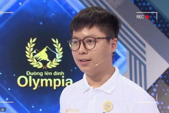 Thầy giáo chia sẻ kinh nghiệm thi toán vào ngôi trường thí sinh Olympia Hải An đang theo học, lứa 2007 có thể tham khảo - Ảnh 2.