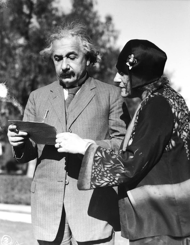 Người vợ thứ hai đặc biệt của thiên tài Albert Einstein: Mang danh "kẻ thứ 3" khiến vợ cả đau khổ và cuộc sống buồn tủi ít ai thấu - Ảnh 3.