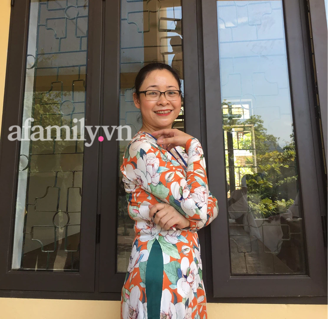 Cô giáo miền núi kể 3 năm gian nan ôn luyện cho học trò: 36/44 em đạt điểm 9 môn Văn, một em tuyển thẳng Học viện Ngoại giao - Ảnh 2.