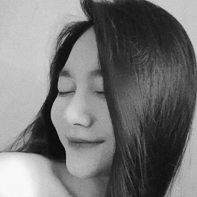 Gạt hết dưỡng tóc đắt tiền, suốt 3 năm gội đầu với vỏ bưởi, cô nàng  - Ảnh 6.