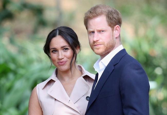 Hình ảnh mới của Hoàng tử Harry chứa điều bất ổn, khiến nhiều người lo ngại, Meghan có phần liên quan? - Ảnh 2.