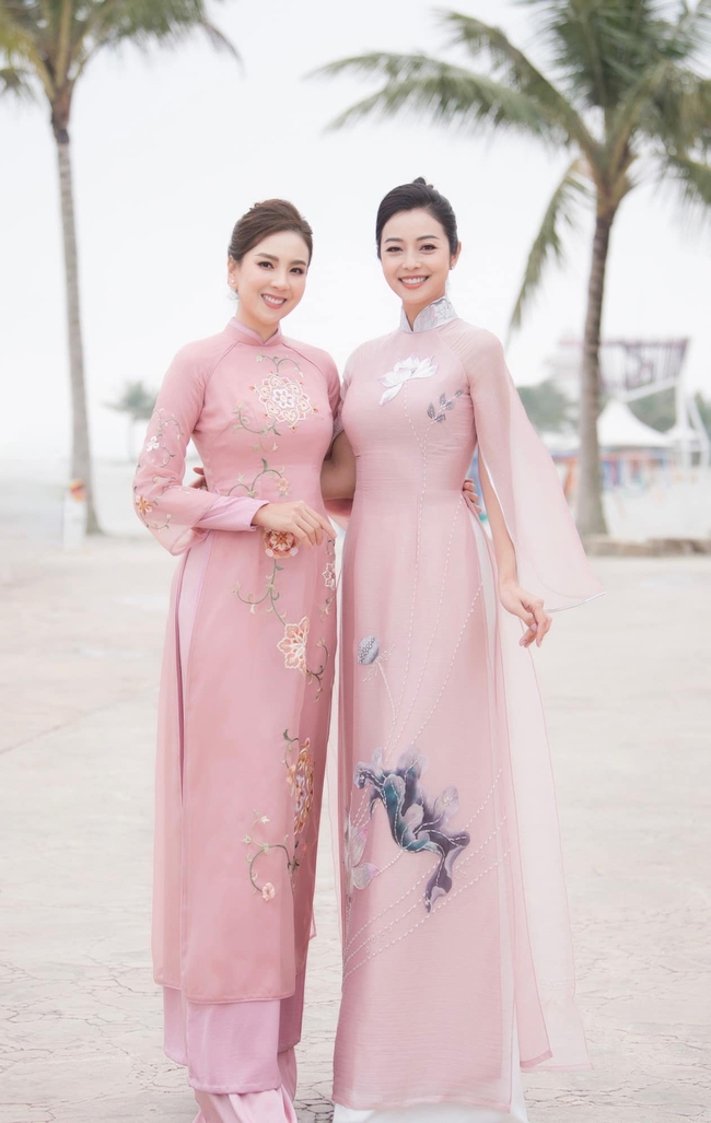 Không hổ danh "nữ MC đẹp nhất VTV", Mai Ngọc sánh vai cùng hai Hoa hậu nhưng nhan sắc không hề kém cạnh - Ảnh 3.