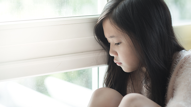 7 dấu hiệu cảnh báo con bạn đang gặp vấn đề về sức khỏe tâm thần - Ảnh 3.