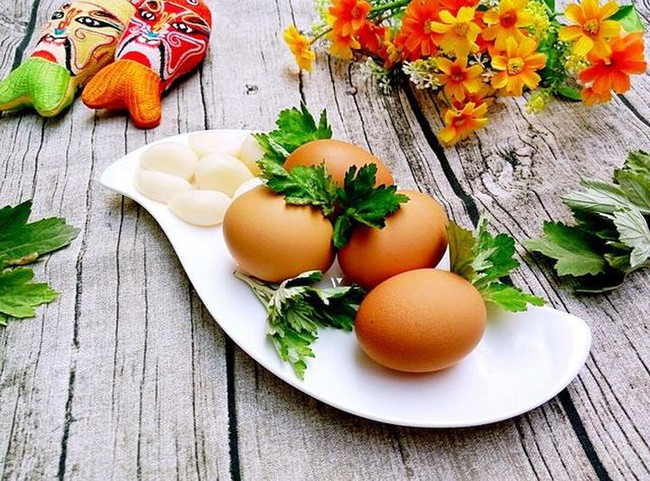 Trong kỳ kinh nguyệt, phụ nữ ăn một quả trứng luộc với thứ này mỗi ngày, giúp giảm cân, điều hòa kinh nguyệt, ngừa ung thư - Ảnh 3.