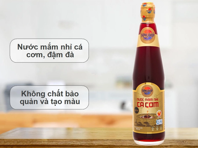 Review 4 loại nước mắm được ưa chuộng hiện nay: Có phải độ đạm càng cao thì nước mắm càng ngon? - Ảnh 4.