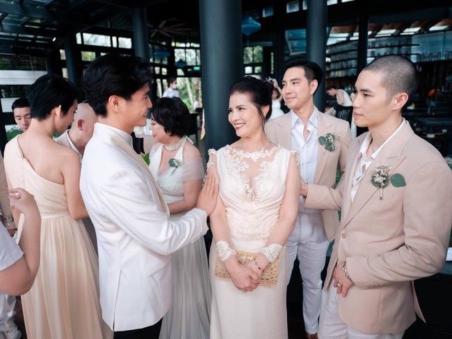 Chồng Ngô Thanh Vân chia sẻ loạt khoảnh khắc trong đám cưới chưa từng được công bố - Ảnh 7.