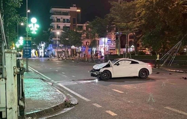 Bắc Giang: Tai nạn giao thông nghiêm trọng, cả gia đình 3 người tử vong - Ảnh 1.
