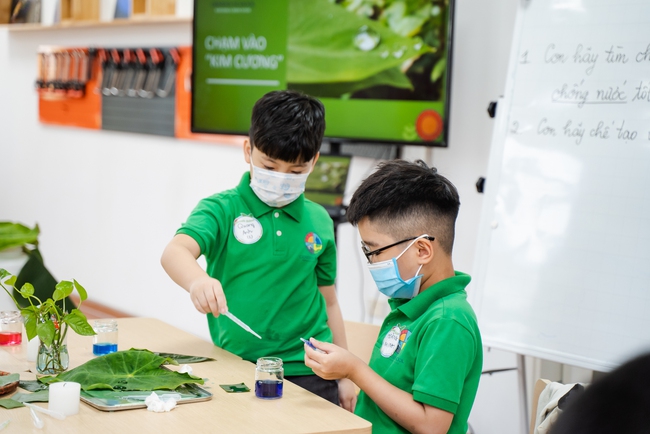 Trường học có đường dây nóng hỗ trợ kịp thời khi trẻ cảm thấy mất an toàn - Ảnh 7.