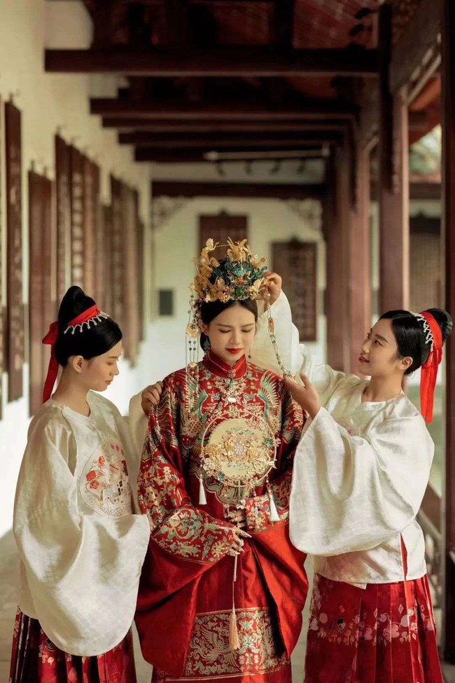 Cô gái làm nghề phù dâu thuê: Bất chấp bố mẹ ngăn cản vì sợ "mất duyên", trở thành bà chủ của 50.000 nhân công sau 2 năm - Ảnh 11.