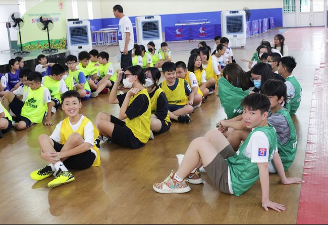 Ngày hội thể thao của học sinh Trung học tại ngôi trường quốc tế ở quận Nam Từ Liêm: Mệt bơ phờ mà cũng vui tới bến! - Ảnh 3.