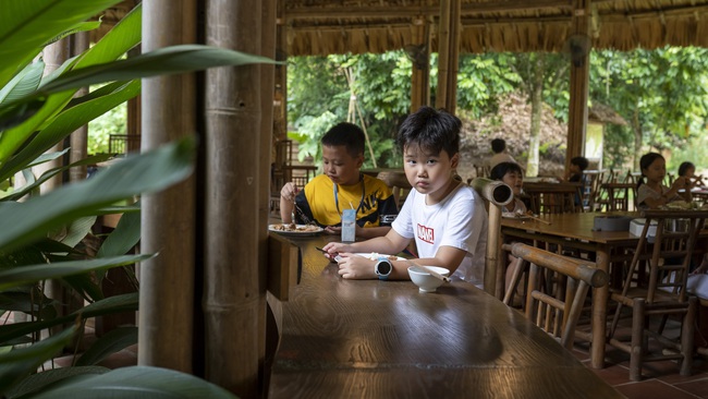 Ở Hà Nội có ngôi trường 10ha đẹp như khu nghỉ dưỡng, học phí đắt đỏ cho những bài học thực hành toát mồ hôi - Ảnh 8.