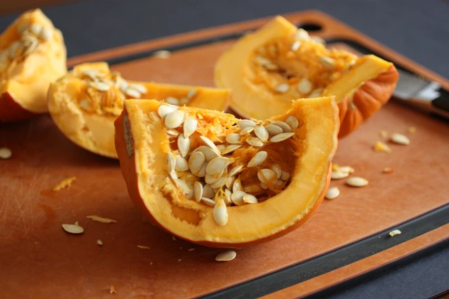 Loại hạt dẹt quen thuộc với người Việt, vừa giàu chất xơ còn giúp giảm cân, trẻ khỏe nếu chăm dùng - Ảnh 2. Loại hạt dẹt quen thuộc với người Việt, vừa giàu chất xơ còn giúp giảm cân, trẻ khỏe nếu chăm dùng - Ảnh 2.