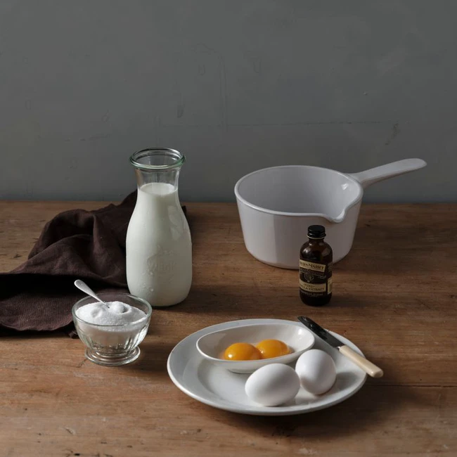 Tận dụng hộp đựng sữa tươi dễ dàng làm bánh caramel mịn ngon không cần lò nướng - Ảnh 1.