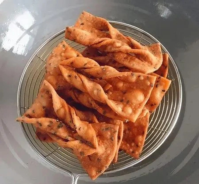 Tết này hãy làm món bánh giòn ngon thơm phức &quot;vị tuổi thơ&quot; để đãi khách, đặc biệt trẻ em rất thích - Ảnh 6.