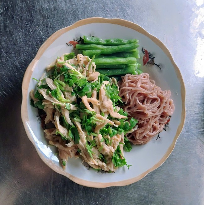 Giảm 3,5kg trong 15 ngày, người phụ nữ chia sẻ những bữa ăn quen thuộc đem lại sự bất ngờ không tưởng - Ảnh 10.