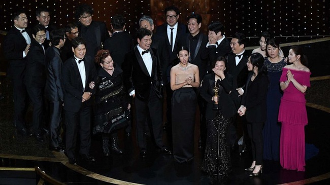 Tăng Thanh Hà, Ngô Thanh Vân cùng hàng loạt sao Việt vỡ òa với 4 chiến thắng của "Ký sinh trùng" tại Oscar 2020 - Ảnh 3.