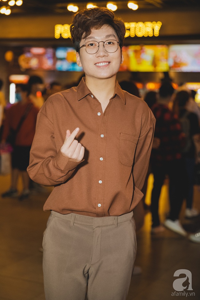 Hương Giang ăn mặc đơn giản xuất hiện tình cảm bên "mỹ nam" Tuấn Trần - Ảnh 8.