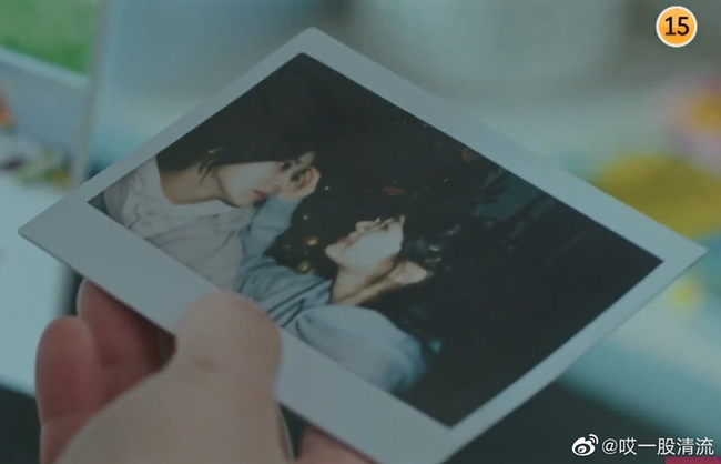 Lee Chung Ah khoe ảnh ôm ấp tình tứ với bạn diễn đồng giới Seohyun (SNSD) trong phim bách hợp - Ảnh 3.