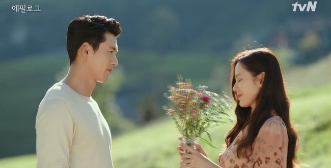 "Crash Landing On You" tập cuối: Kết thúc viên mãn cho Son Ye Jin - Hyun Bin, mãn nguyện cảnh hôn lãng mạn của đôi trẻ - Ảnh 11.