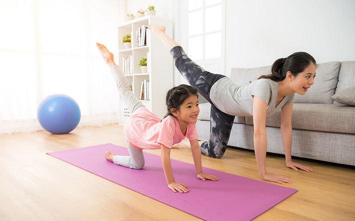 Bố mẹ lùn nhưng con gái 4 tuổi đã cao 110cm, bác sĩ khen ngợi gia đình đã làm đúng 3 yếu tố  - Ảnh 2.